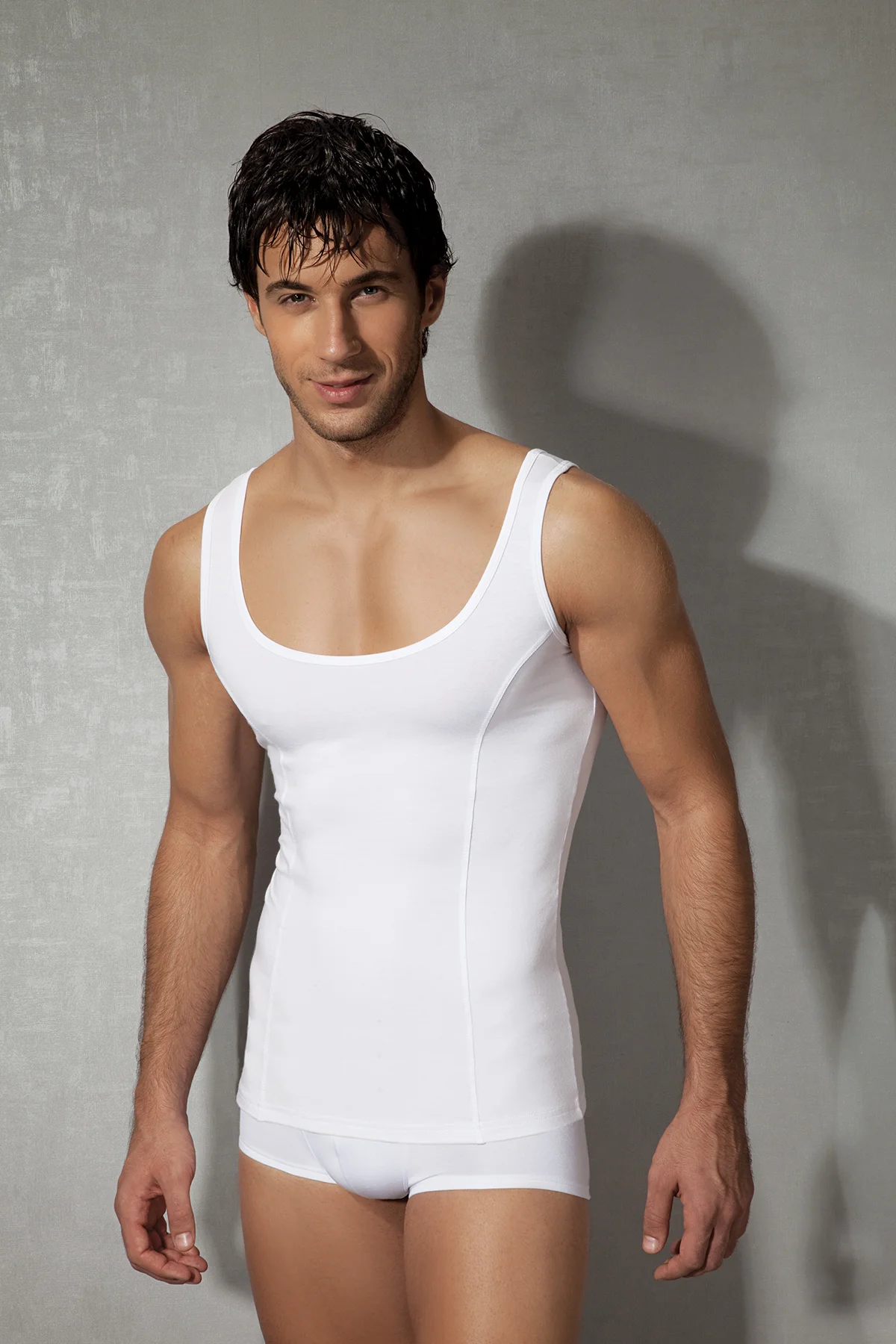 Erkek Modal Pamuklu Beyaz Geniş Oval Yaka Slim Fit Atlet  