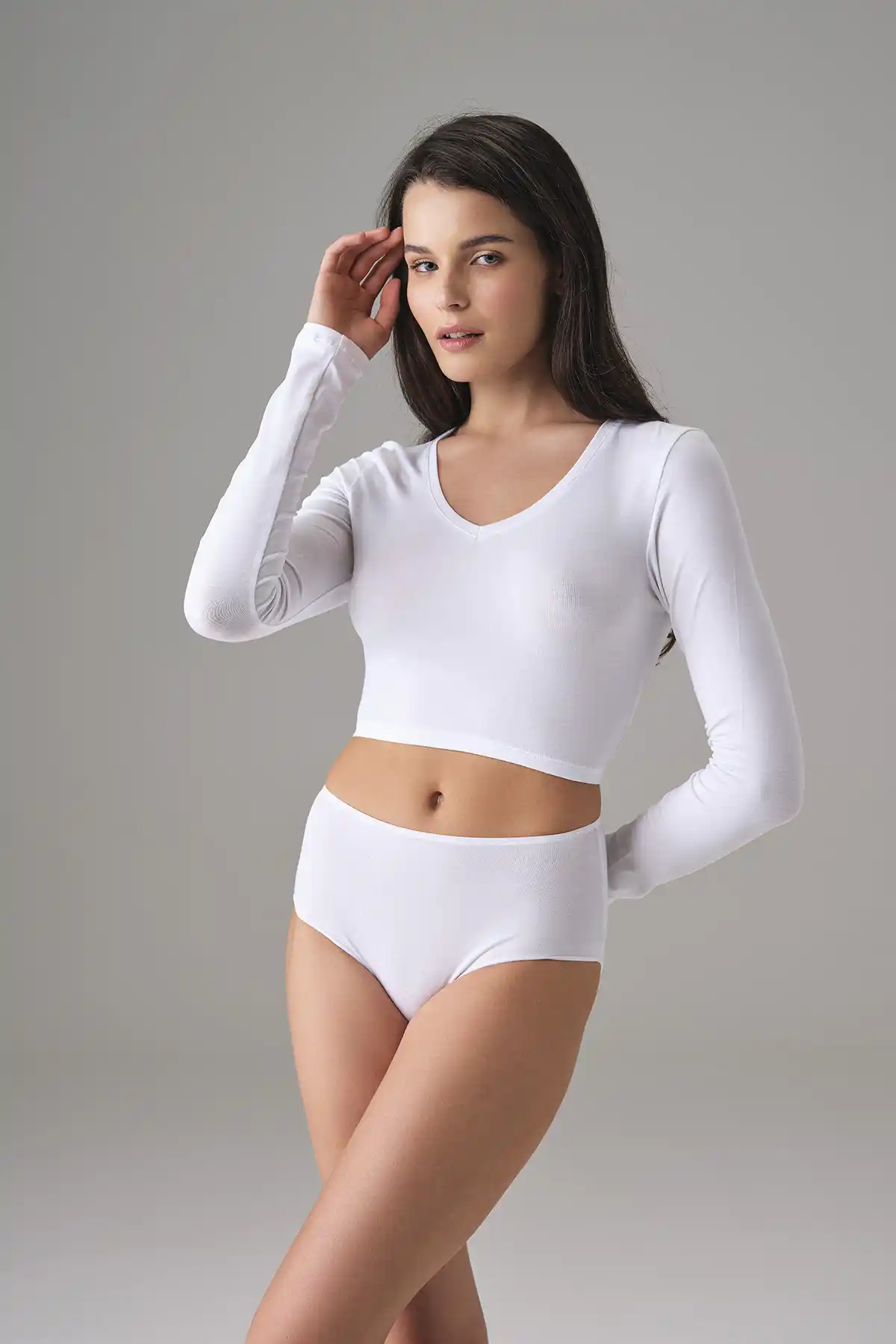 Kadın Beyaz V Yaka Uzun Kollu Crop T-Shirt
