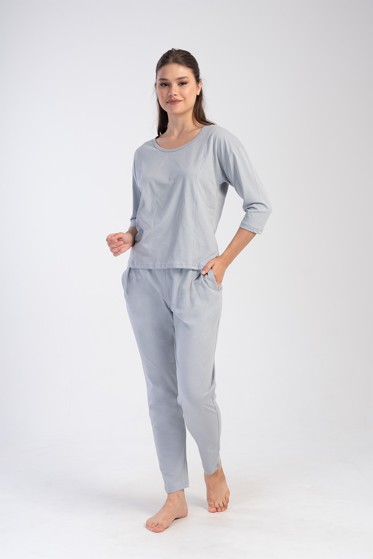 Kadın Gri O Yaka Düşük Omuzlu Pileli Cepli Pijama Takım