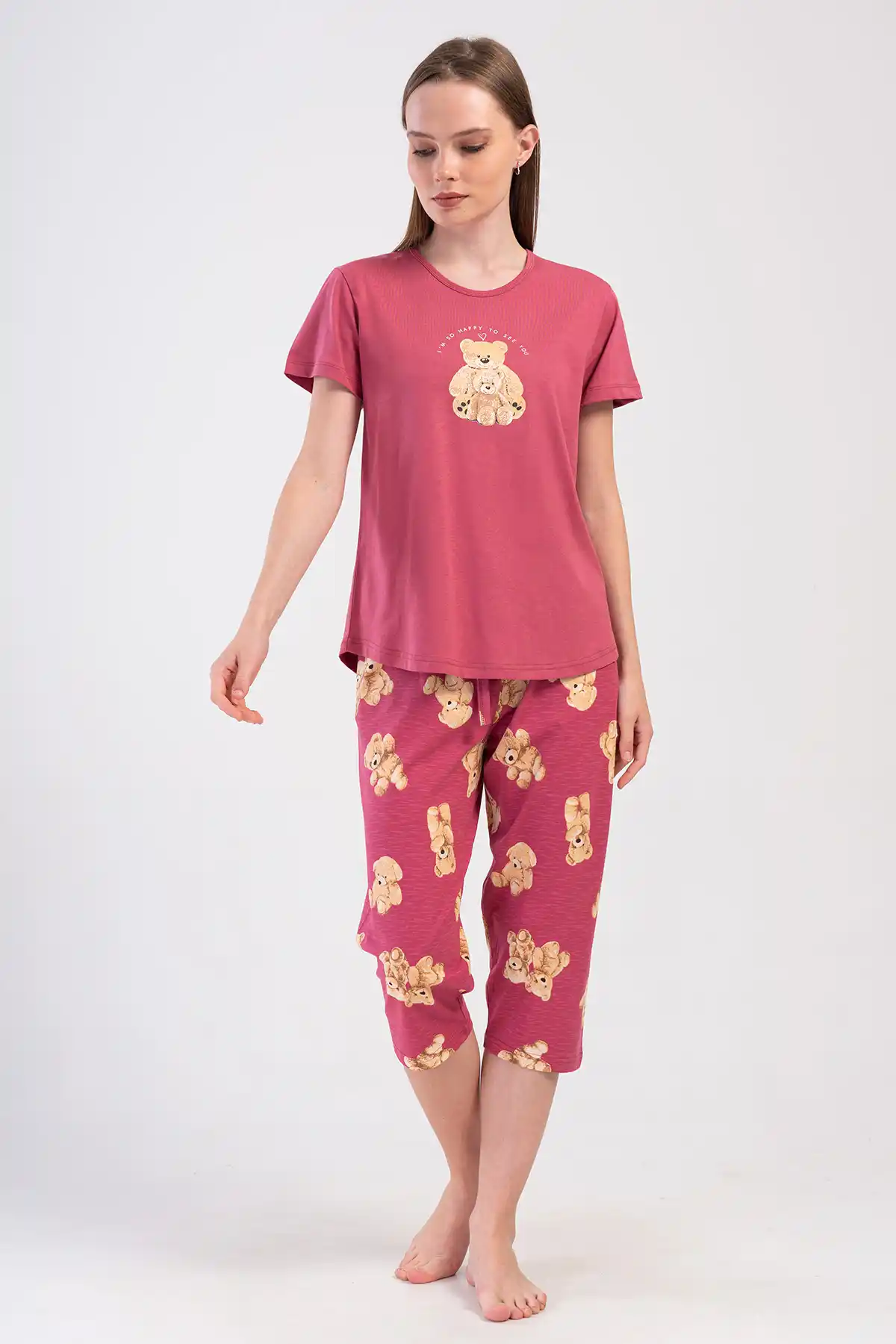 Kadın Süprem Bordo Ayıcık Desenli Kısa Kollu Kapri Pijama Takım