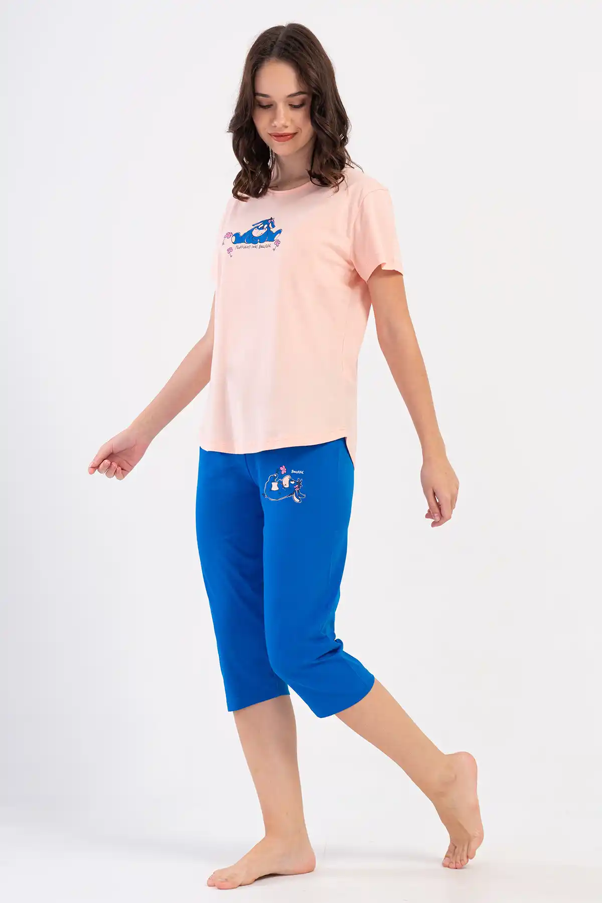 Kadın Süprem Pembe Koyu Mavi Kısa Kollu Kapri Pijama Takım
