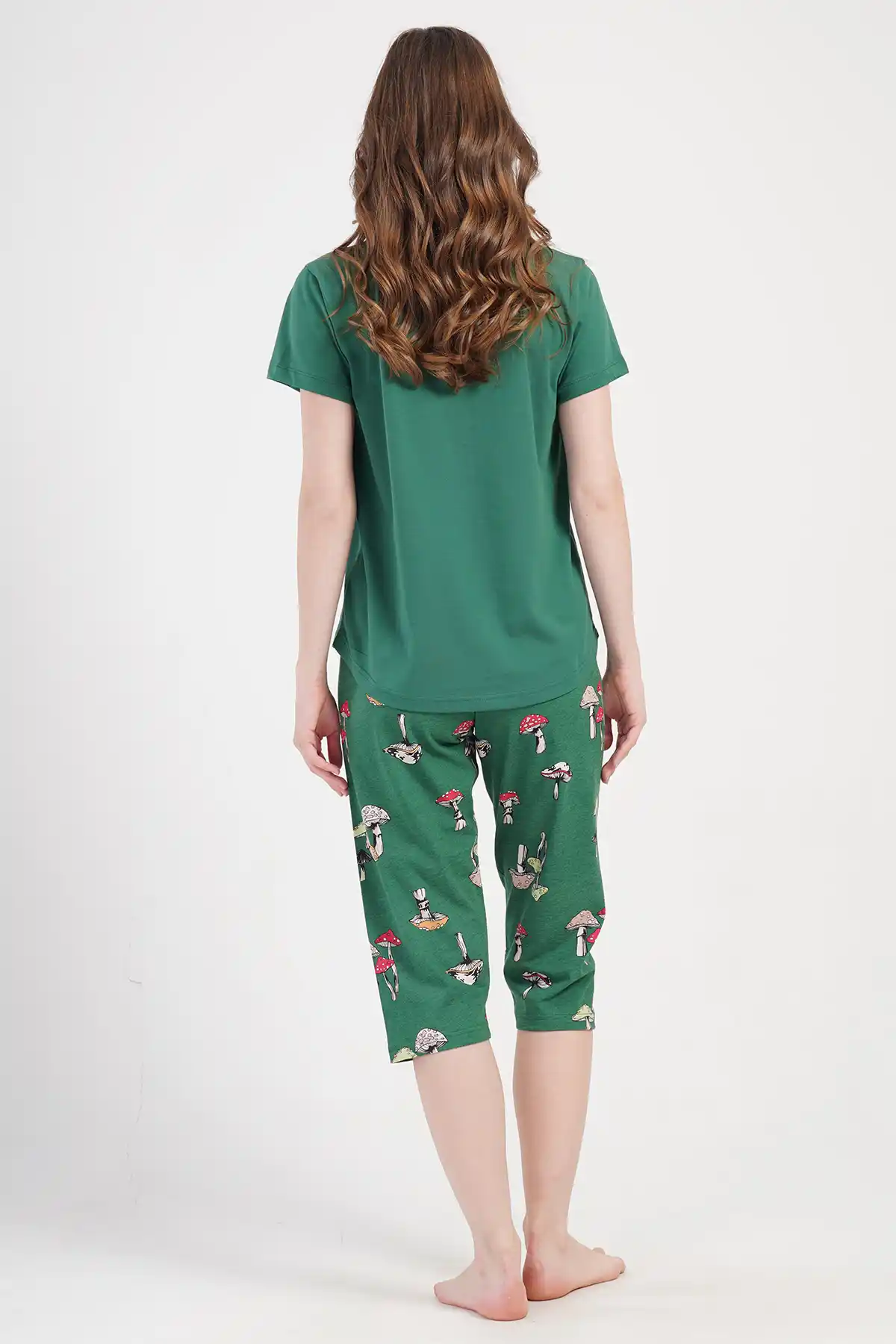 Kadın Süprem Yeşil Mantar Desenli Kapri Pijama Takım