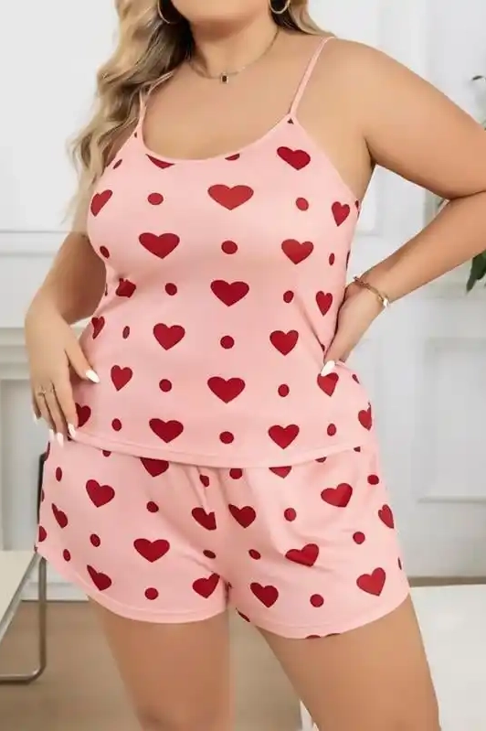 Pembe Pamuklu İnce Askılı Kalp Desenli Bayan Büyük Beden Şortlu Pijama Takımı