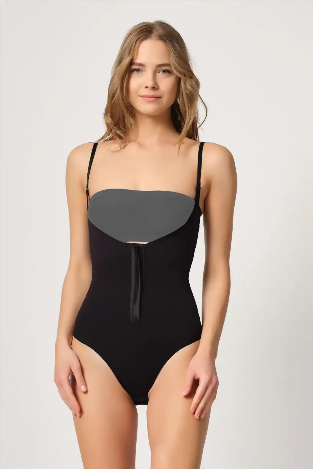 Siyah Dekolte Uyumlu Agraflı Body Korse