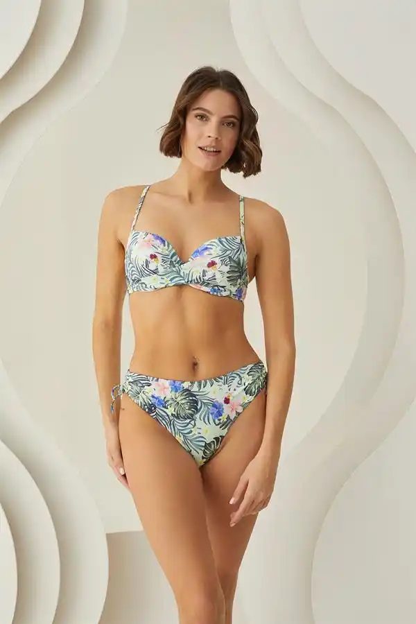 Çok Renkli Çiçek Desenli Kaplı Kadın Bikini Takımı