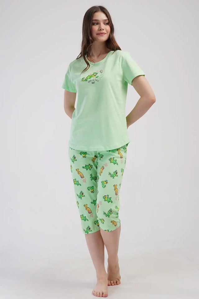 Kadın Süprem Açık Yeşil Desenli Kısa Kollu Kapri Pijama Takım