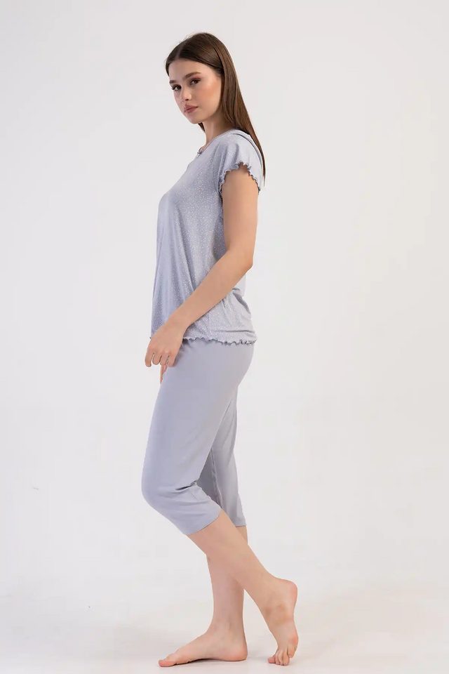 Kadın Viskon Füme Kısa Kollu Kapri Pijama Takım