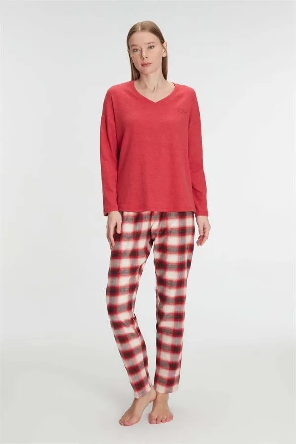 Kırmızı Pamuklu Uzun Kollu Kare Desenli Kadın Pijama Takımı