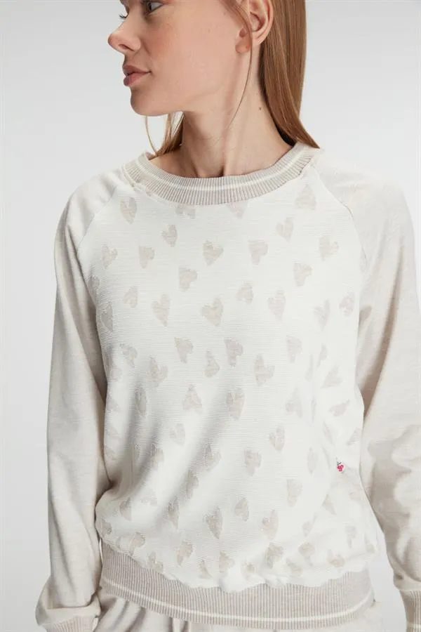 Krem Rengi Pamuklu Kalp Desenli Uzun Kollu Kadın Pijama Takımı 