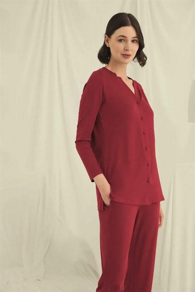 Uzun Kollu Boydan Düğmeli V Yaka Pijama Takımı