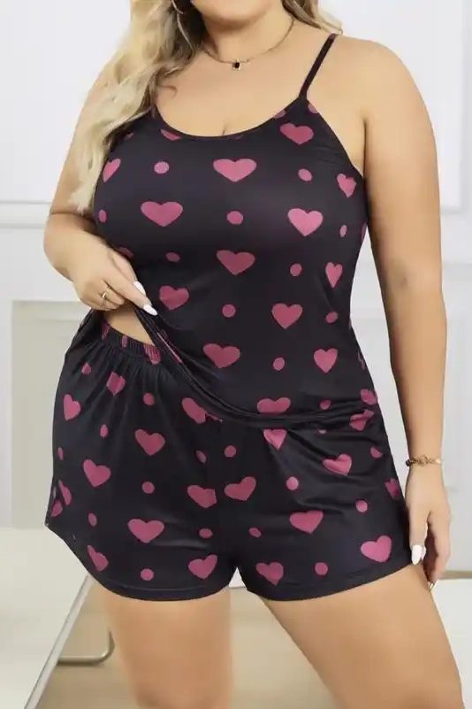 Siyah Pamuklu İnce Askılı Kalp Desenli Şortlu Pijama Takımı Büyük Beden